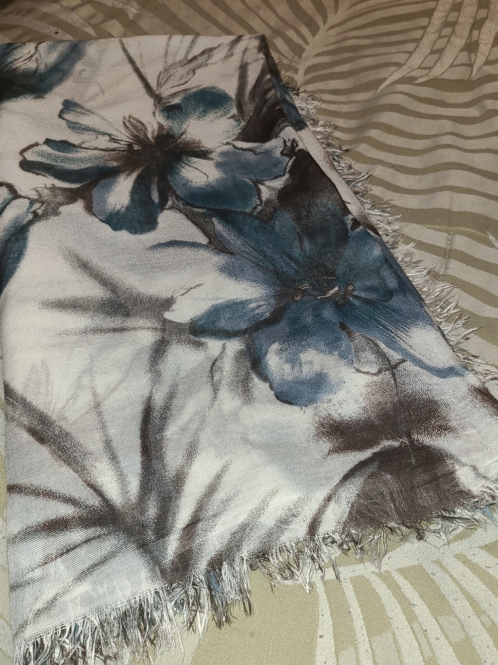 Nardi & Tagliaferri Blue Gray Floral Scarf Wrap, Made in Italy - Picture 3 of 6